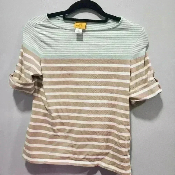 Women's RUBY RD. Short Roll-Tab Sleeve Top, Shirt, Blouse Size PS - Picture 1 of 3